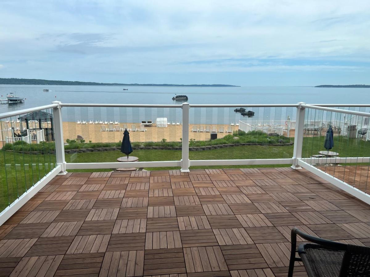 The Beach Haus - Traverse City Exterior photo