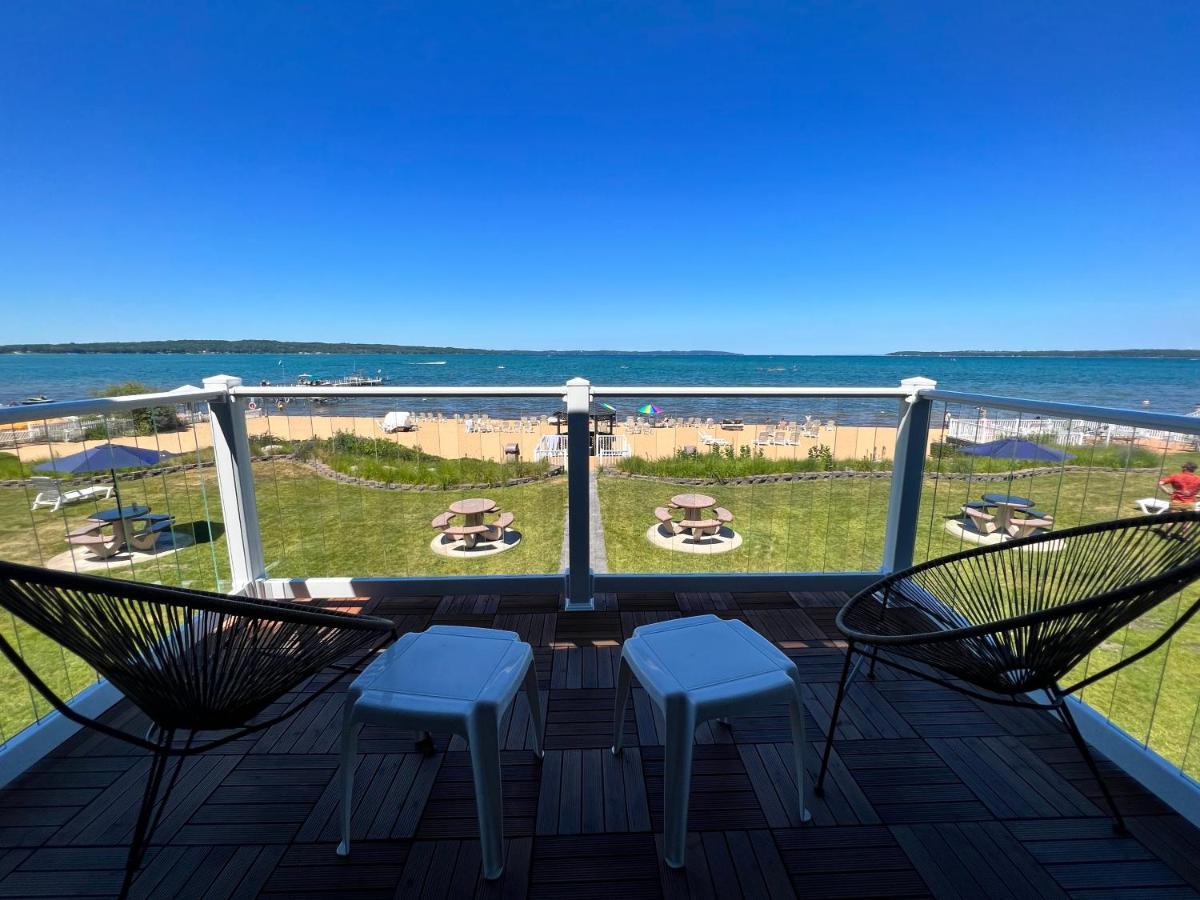 The Beach Haus - Traverse City Exterior photo